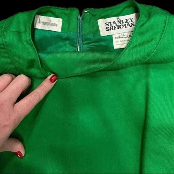Stanley Sherman for Neiman Marcus Vintage Silk Dress – 1960's Emerald Green (16) - Picture 4 of 6